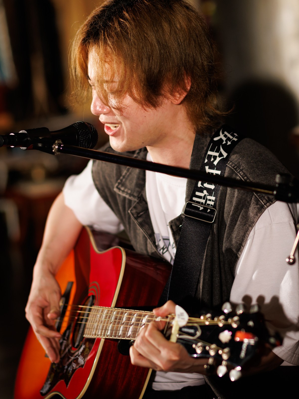 Maza＝間崎優也（シンガーソングライター・Art Posse代表）